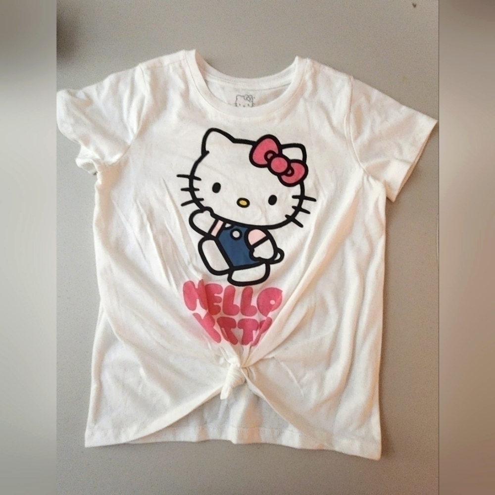 NWOT Sanrio Hello Kitty Girl's Short Sleeve Tee-Size M(10/12)